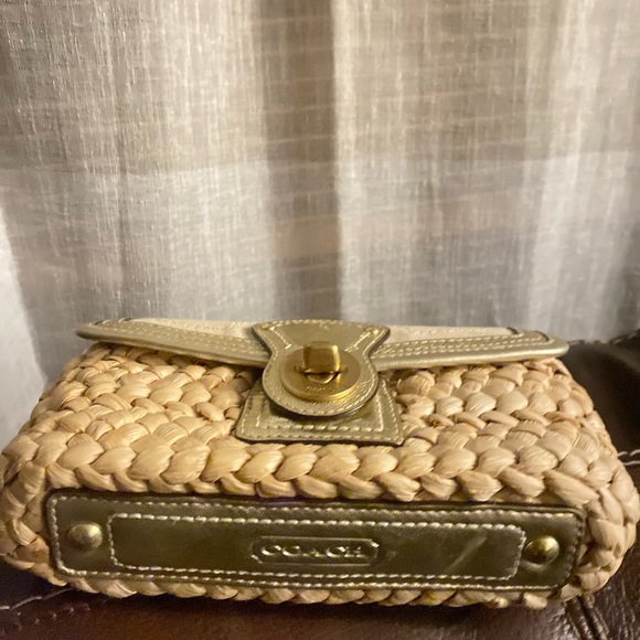 Coach Limited Edition Tote & Woven Clutch! - Picture 15 of 16